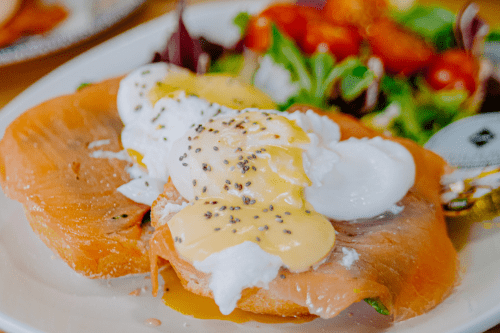 Eggs Benedict Valencia Chantilly