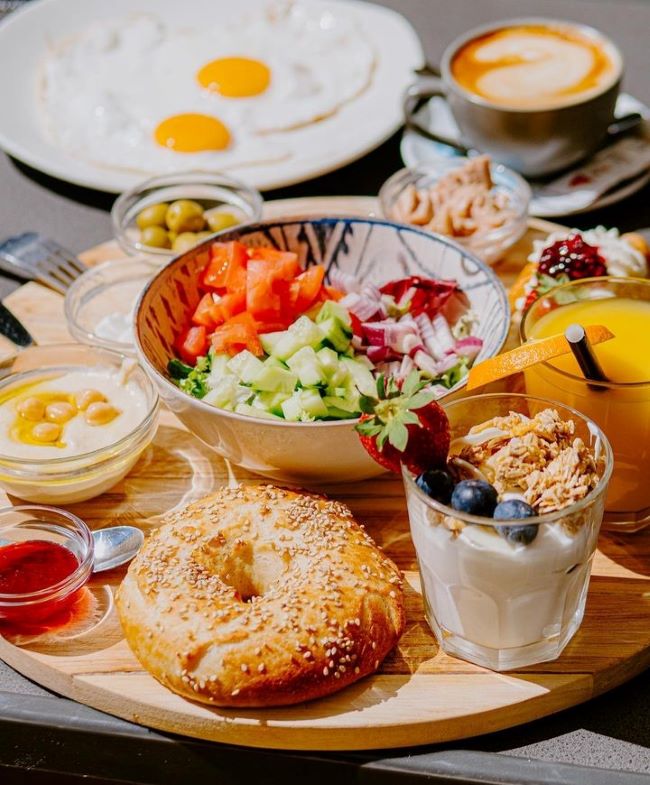 The Best Brunch in Valencia Spain - Chantilly Valencia